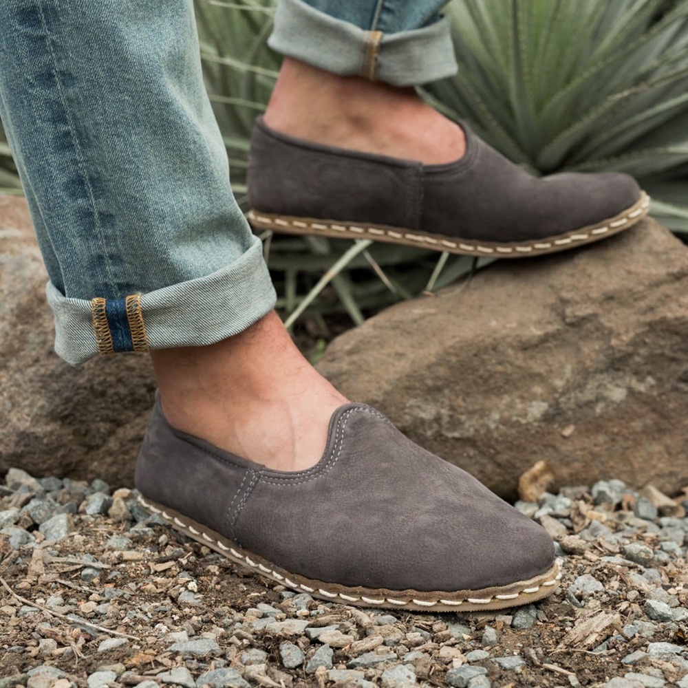 Sabah Ashmore Grey Flats, size 40